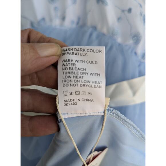 Pat Pat NEW Floral Embroidery Evening Maxi Dress Lacey Blue Sz 8. - Picture 7 of 8